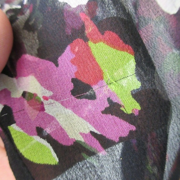 Equipment Femme 100% Silk Blouse M Black Floral Sheer Button Down Office 114 - Picture 6 of 14
